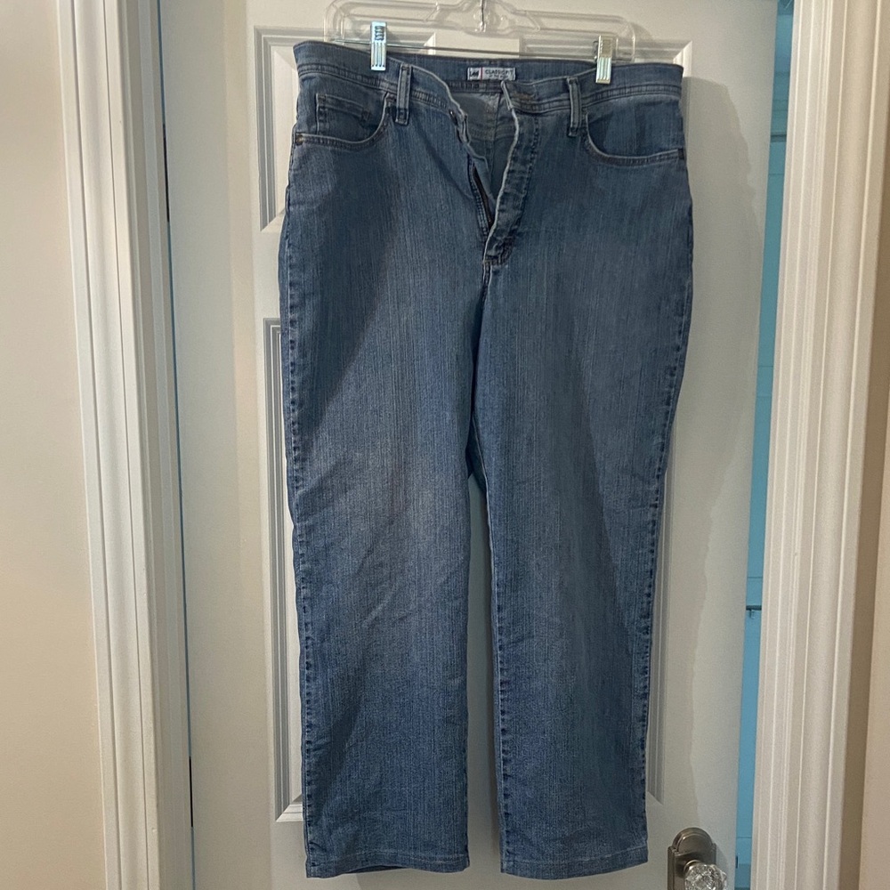 🧡 Women’s Lee jeans